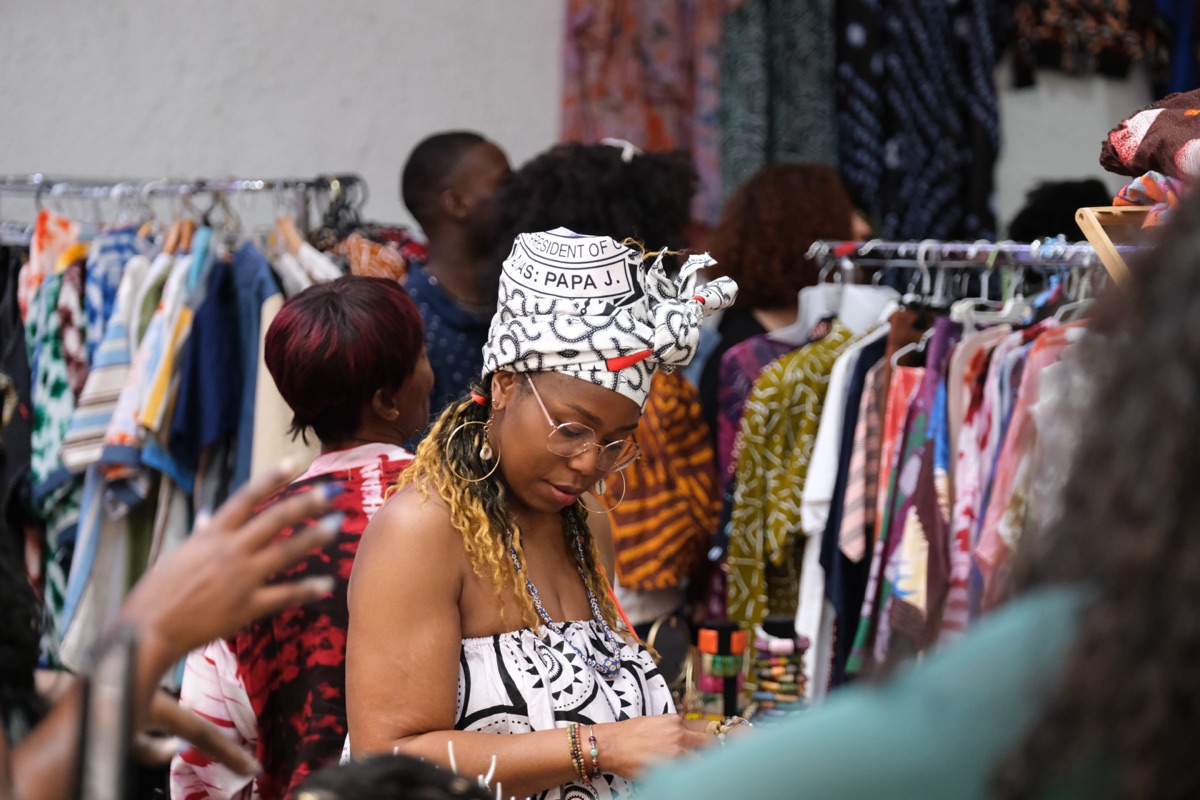 Créations et mode de créateurs africains présentées au salon (photo d'illustration)